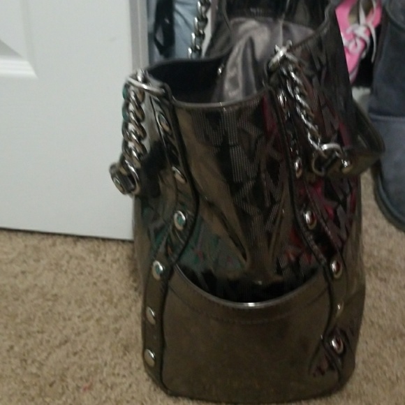 Purse - Picture 3 of 3